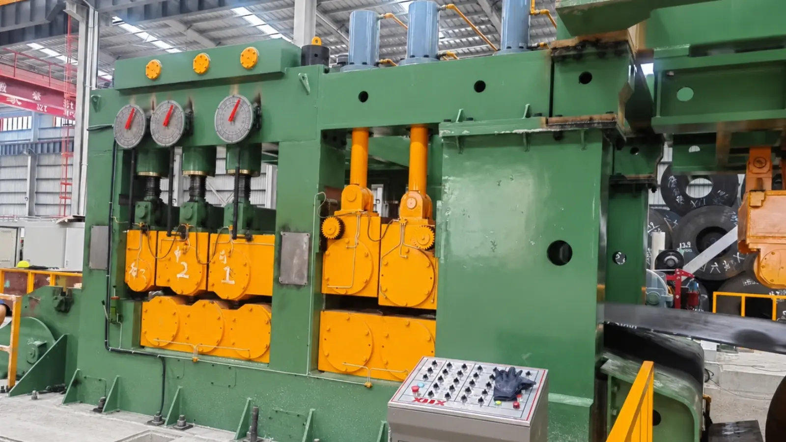 Lini cut to length pelat hot rolled — foto asli XIONGJIN — gambar 3